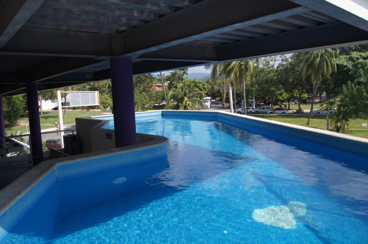Am Hotel Y Plaza Huatulco Exterior photo