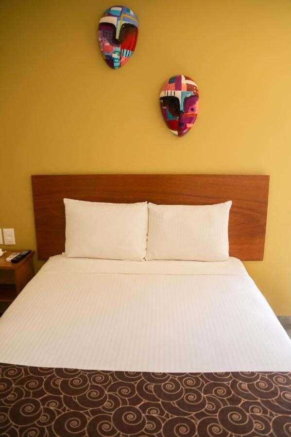 Am Hotel Y Plaza Huatulco Exterior photo